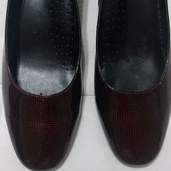 VANELI SHOES - Picture 1 of 6